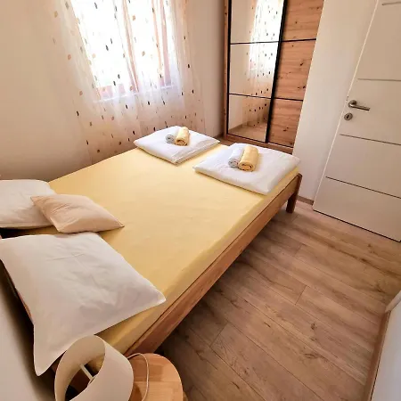 Julia Appartement Biograd Na Moru