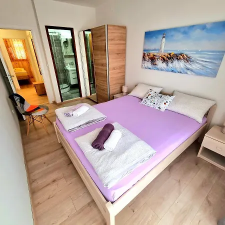 Julia * Biograd na Moru